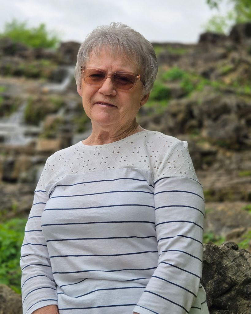 Rosanne Marie McLavey