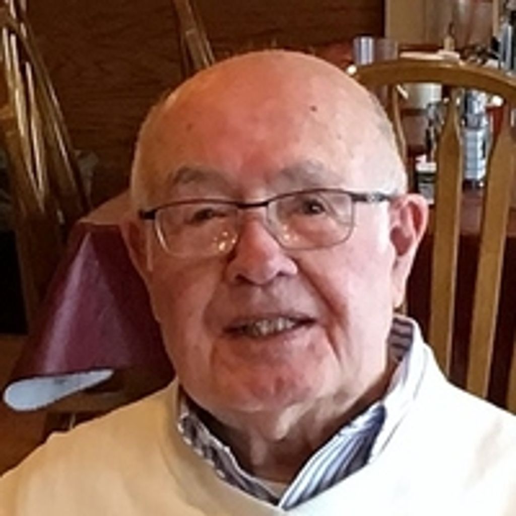 Henry Robert "Bob" Carbine