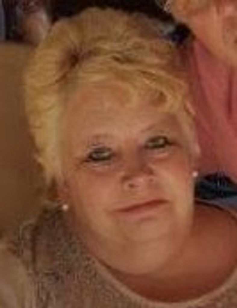 Debra Kampsula