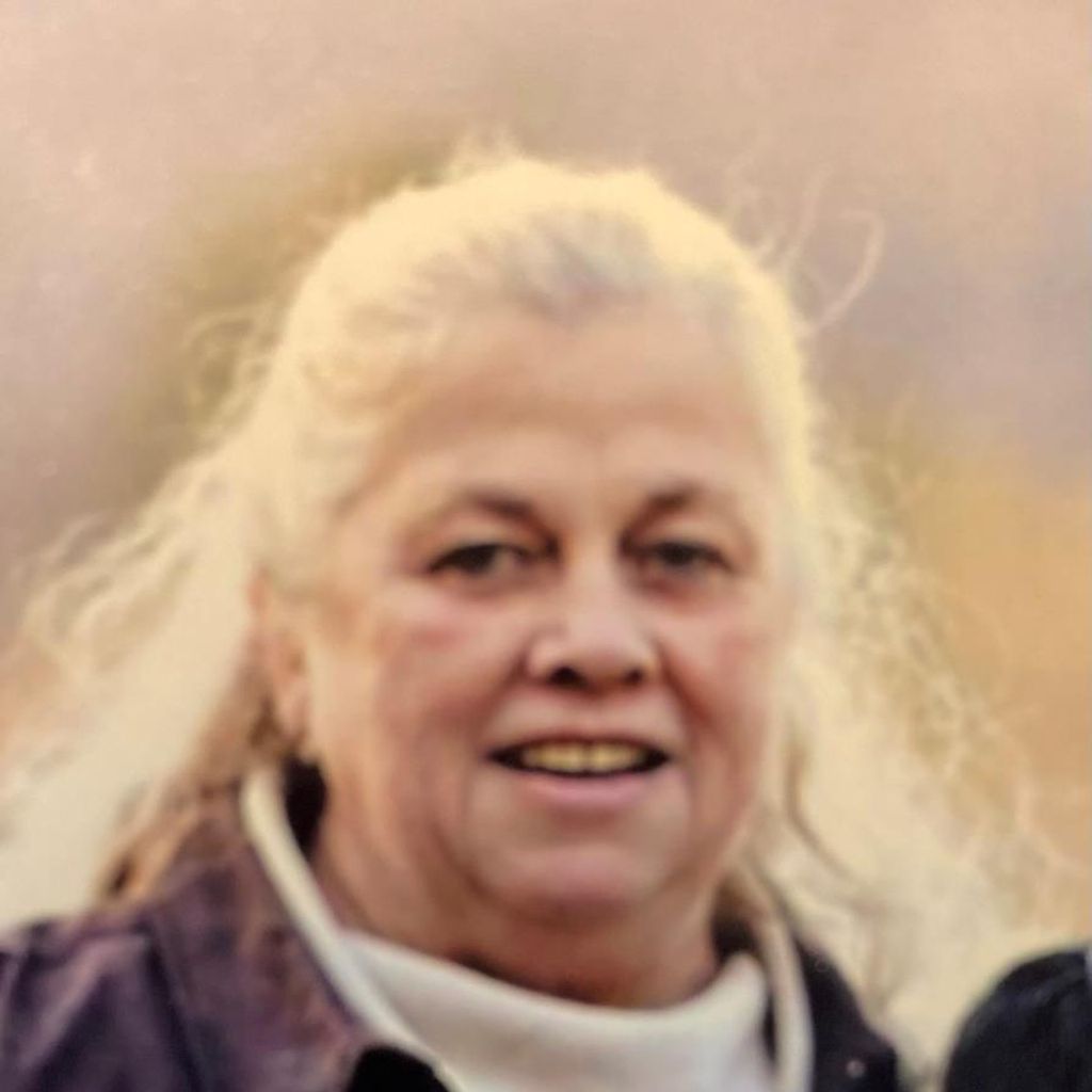 Louise Moore Profile Photo