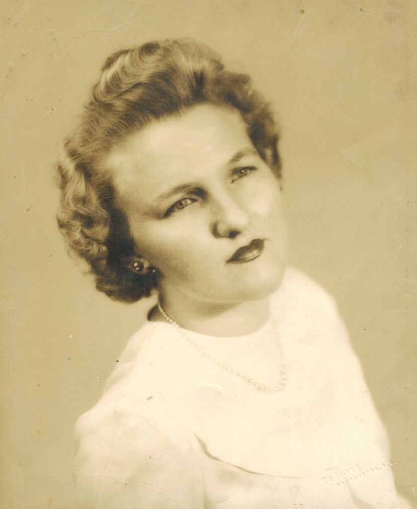 Betty Hartmann Buero Profile Photo