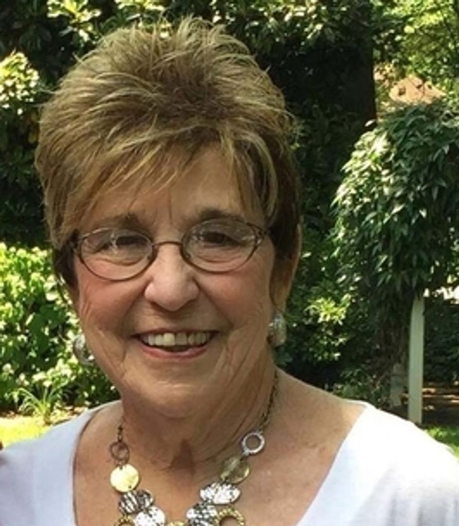 Joanne Woods Thompson Profile Photo