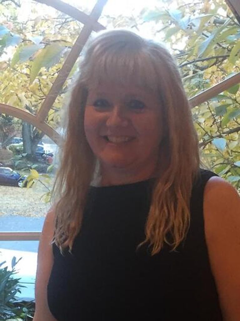 Maryann M Kelly