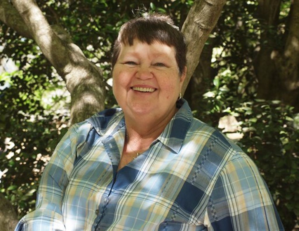 Deborah Geniece Salter