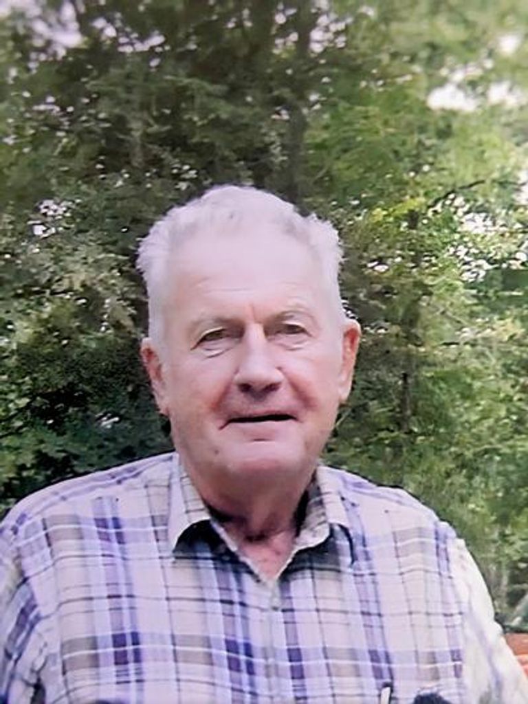 William (Bill) Erskine Profile Photo