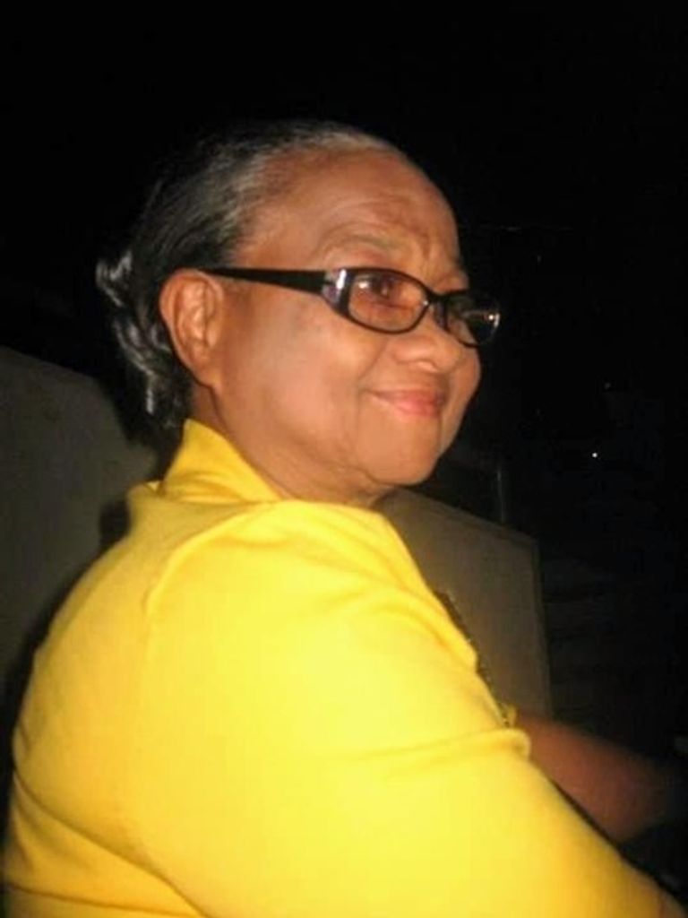Ms.Esmie Elaine Miller
