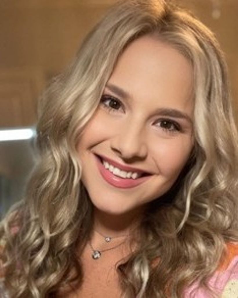 Kasey Renee Austin Profile Photo
