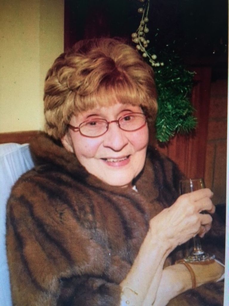 Caroline Kelsey Profile Photo