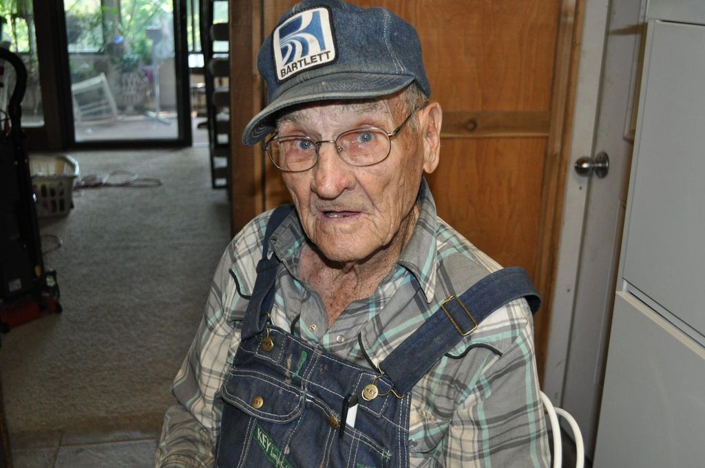 Loyd Henry Son Profile Photo