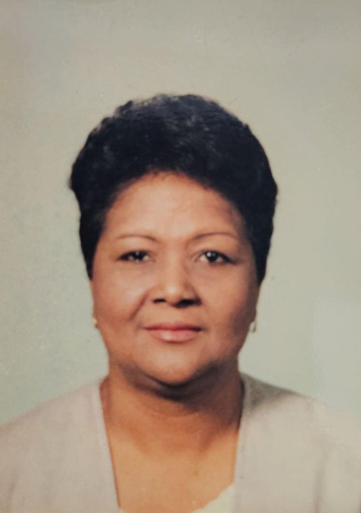 Belen Parrilla-Isaac Profile Photo