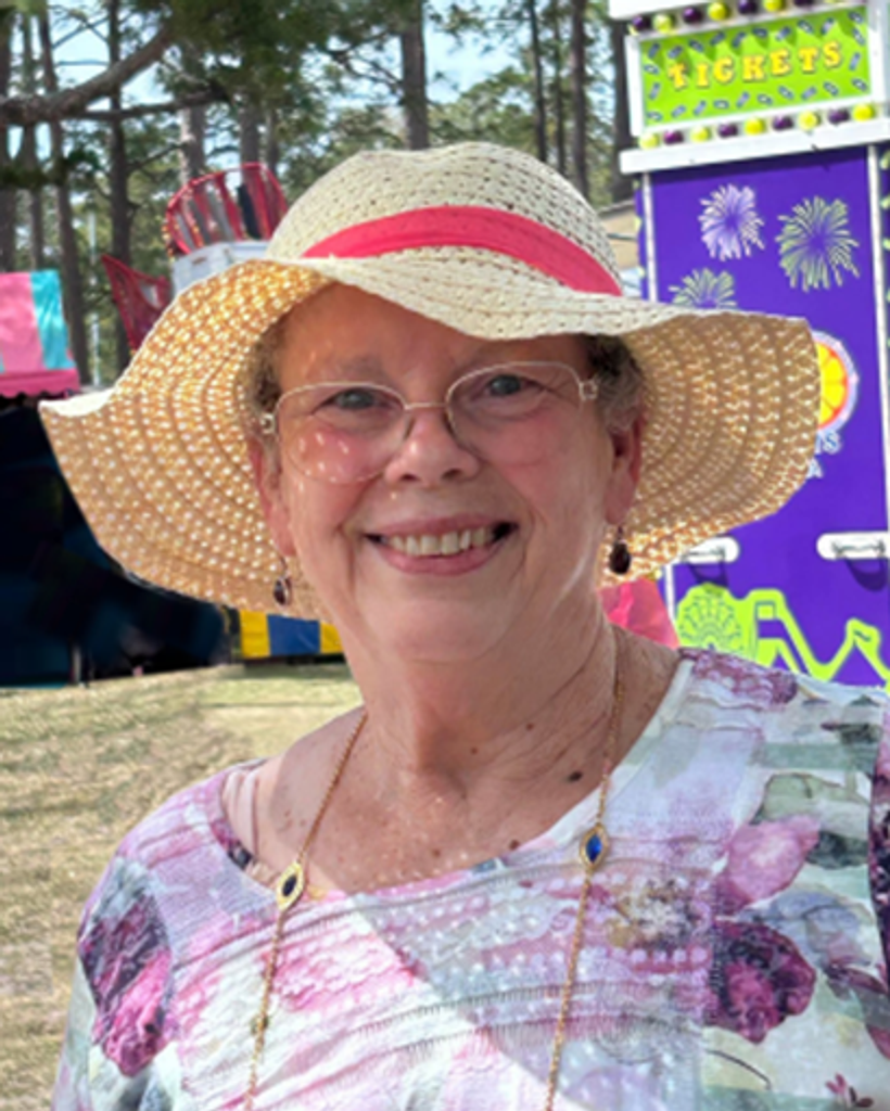 Lisa Gay Daniels Profile Photo