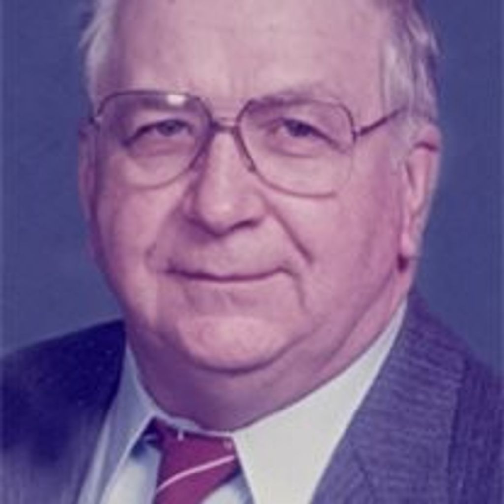 Robert E.  Bobeck