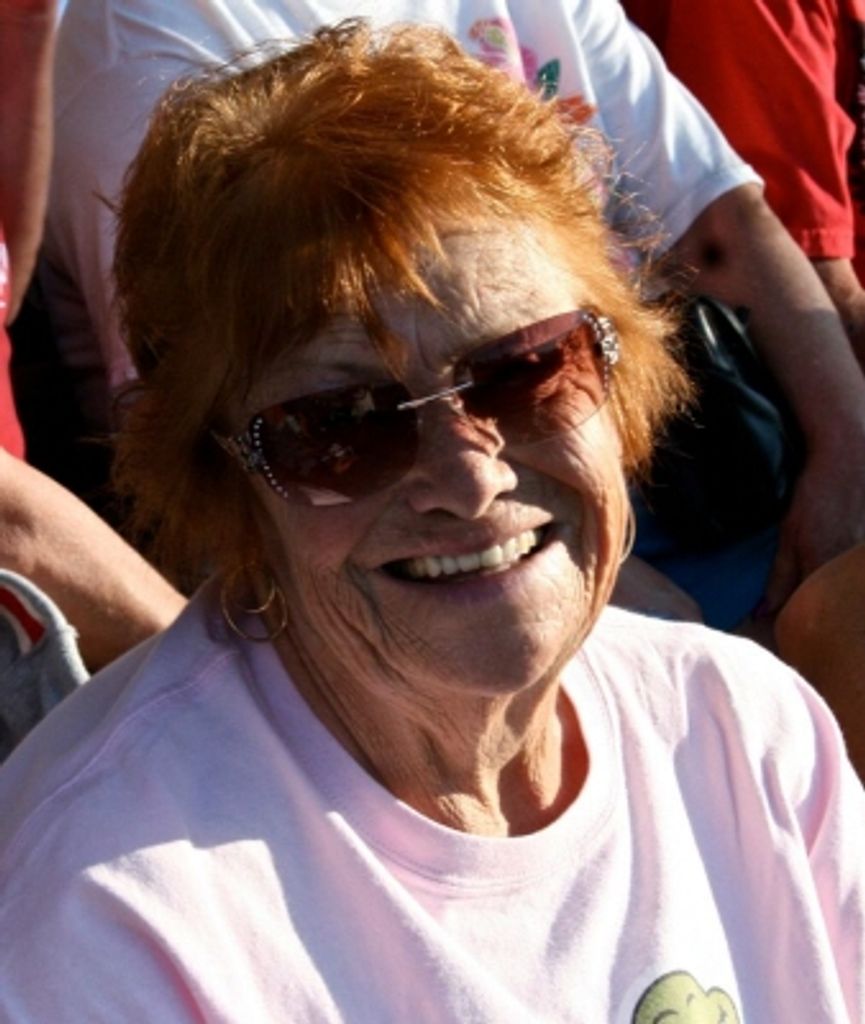 Sally Elaine Sacyznski (Mackelburg)