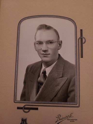 Harold T. Wipperling photo gallery thumbnail 7 of 96