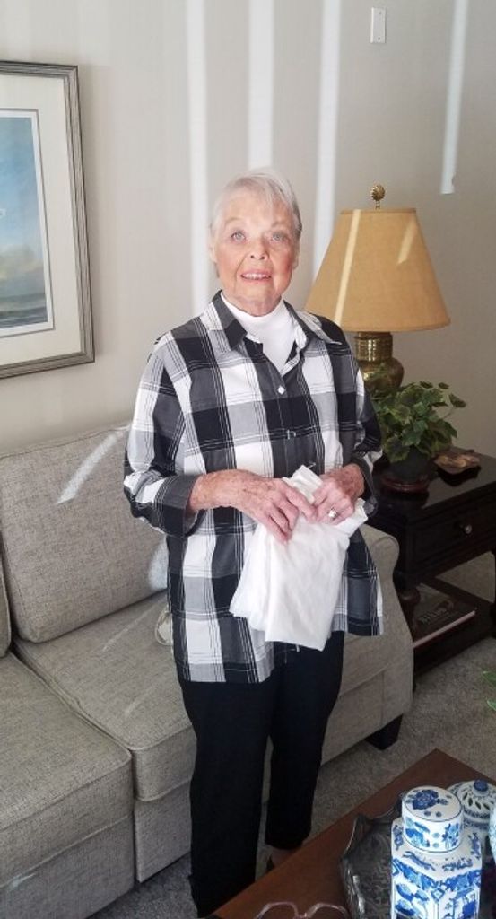 Beverly Walker Pratt