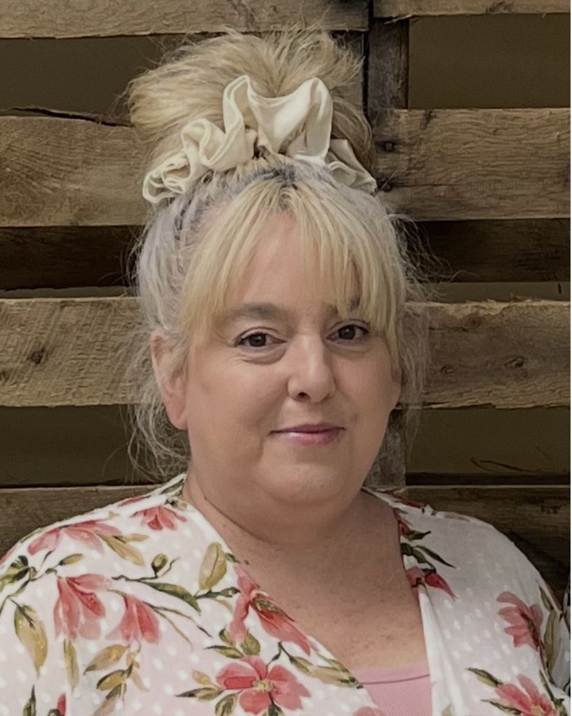 Stacy Lynn Simon
