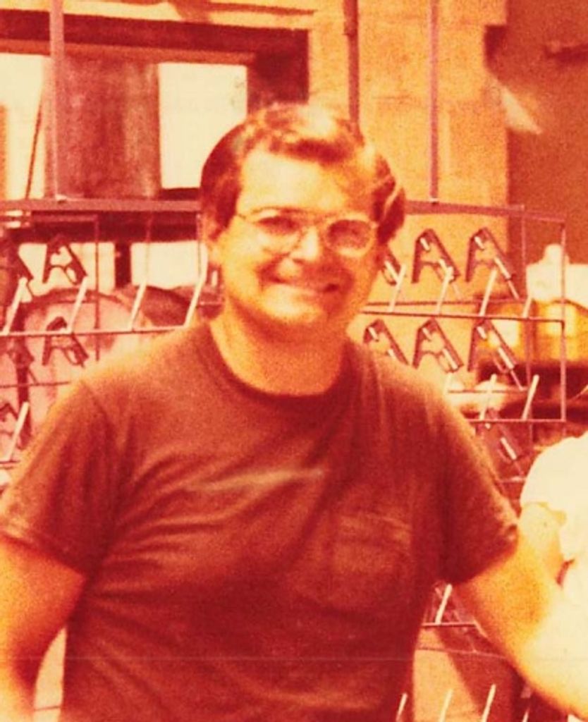 Kevin Lewis Becker Profile Photo