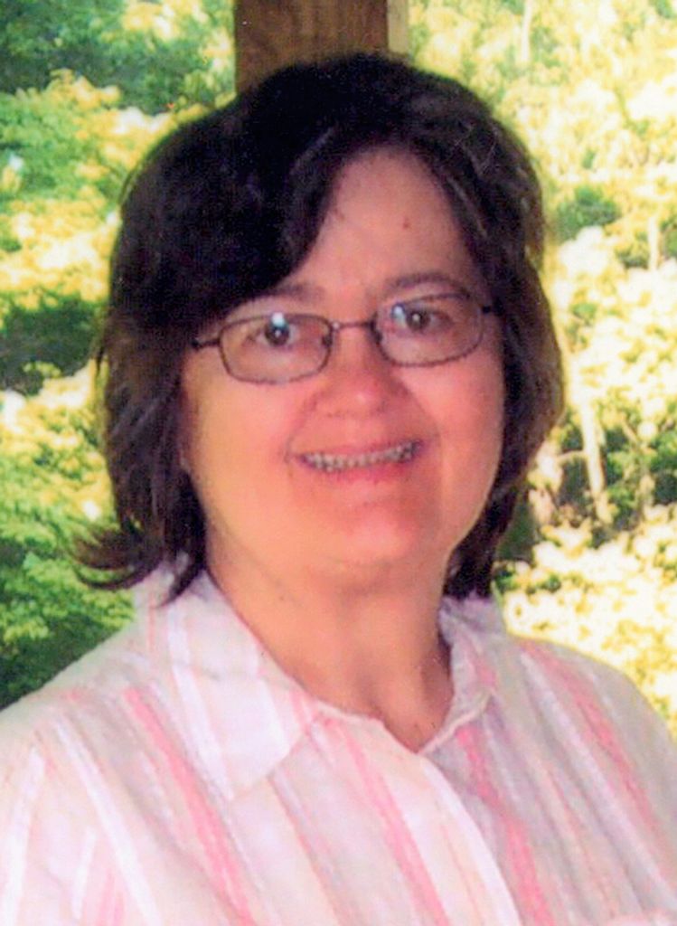 Connie Lou Bloom Profile Photo