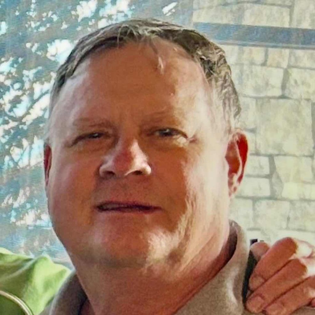 David Lindsey Profile Photo