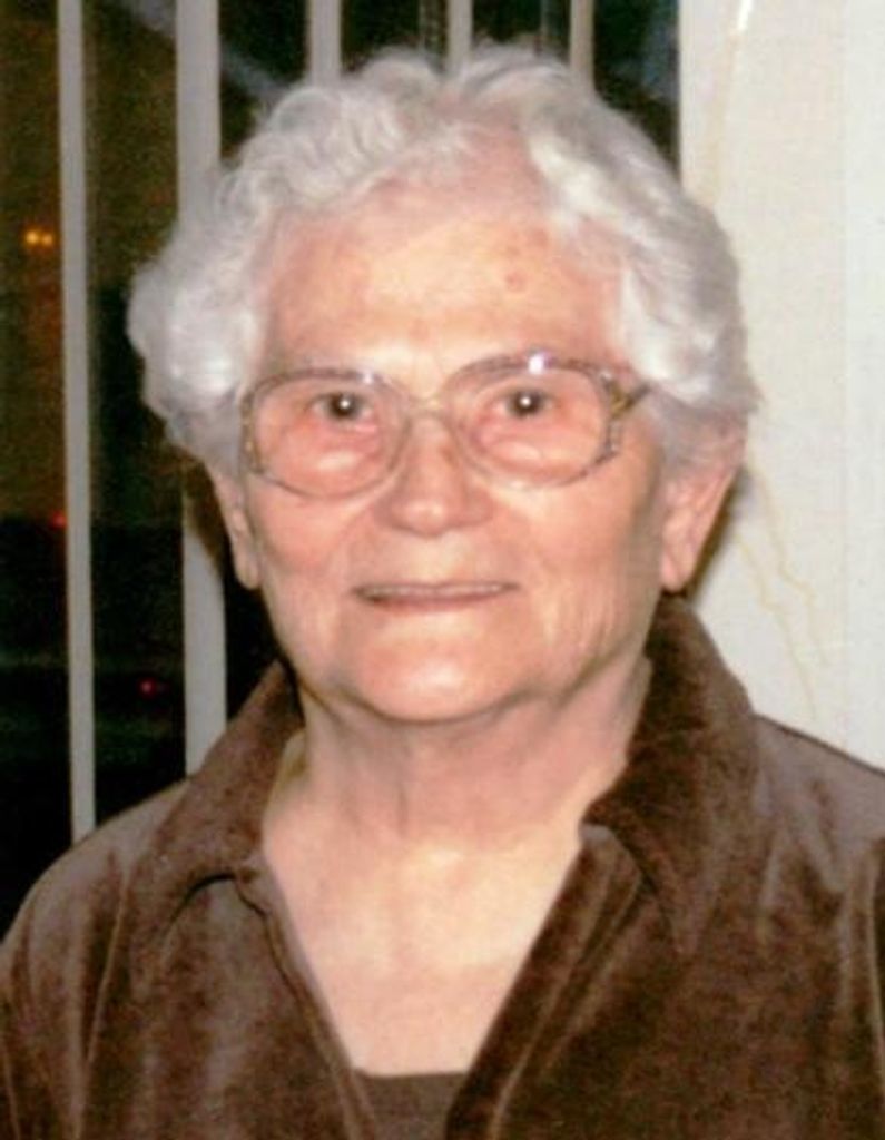 Virginia M (Mcconnell)  Drobnoek