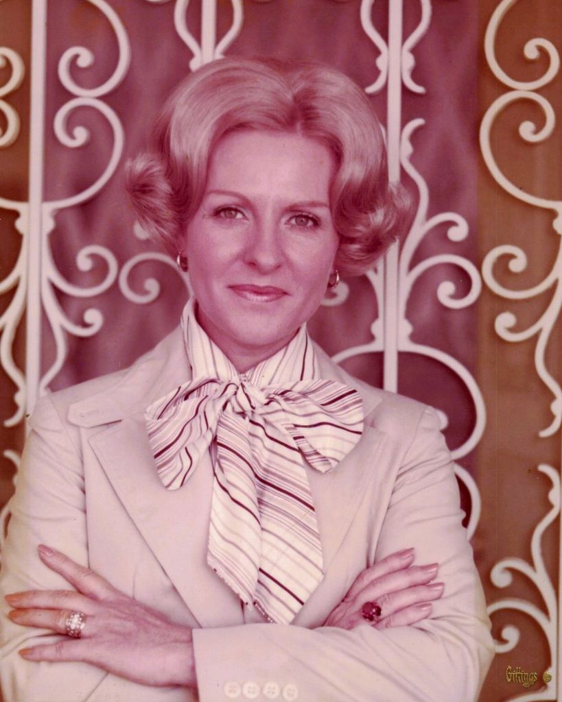 Paula June Whitton DeBolt