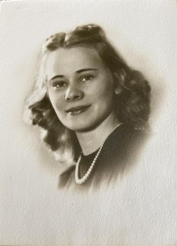 Mary Femal Profile Photo