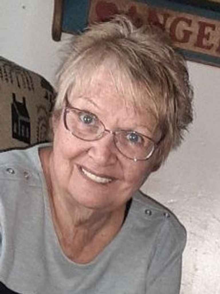 Mary Kathleen " Kathy" (Mcquiston)  Chearno