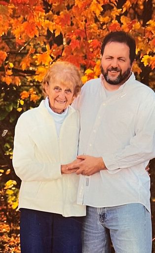 Betty L (Bradley)  Gillis photo gallery thumbnail 29 of 126