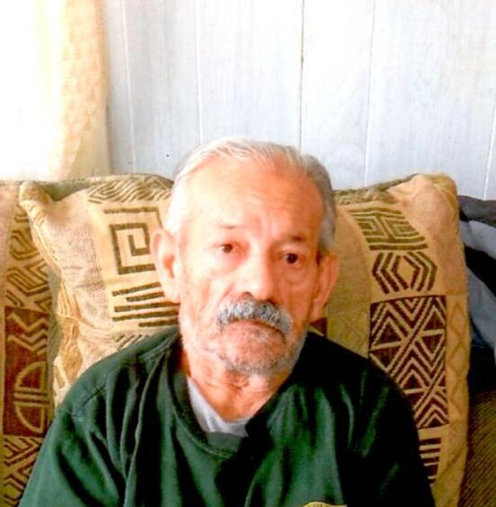Vicente Flores