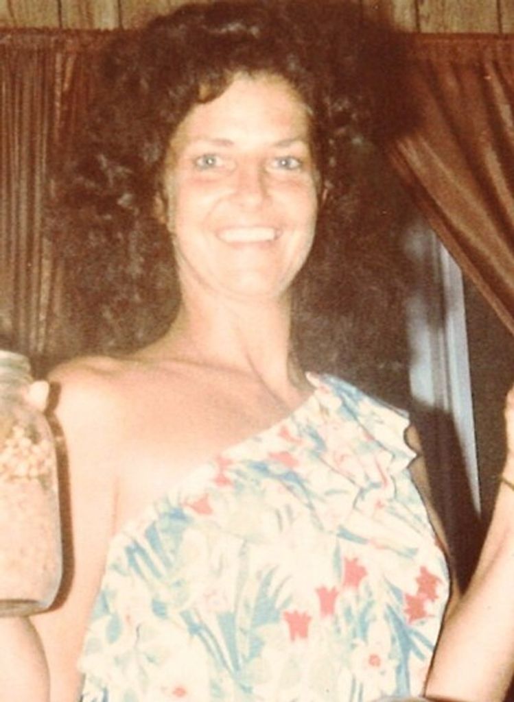Wanda Lou Smith-Standefer Profile Photo