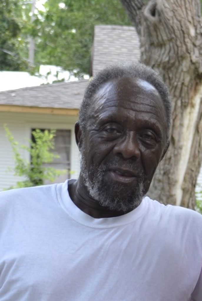 Mr. Restee Hooks Jr.