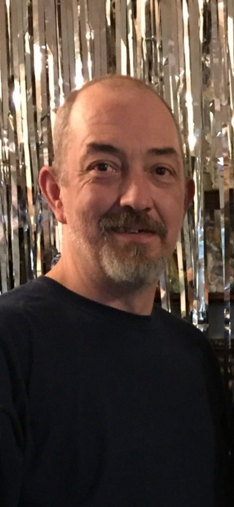Robert Max Brady Profile Photo