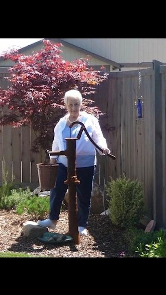 Juanita Sturgess Profile Photo