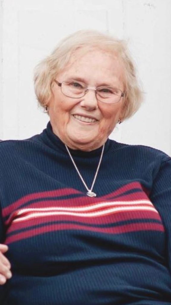 Carolyn  Ruth Mathews