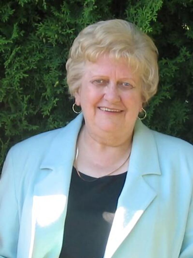 Karen Lou Olson Profile Photo