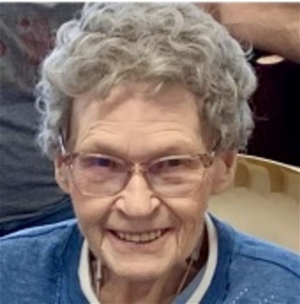 Beverly Mae Stoe