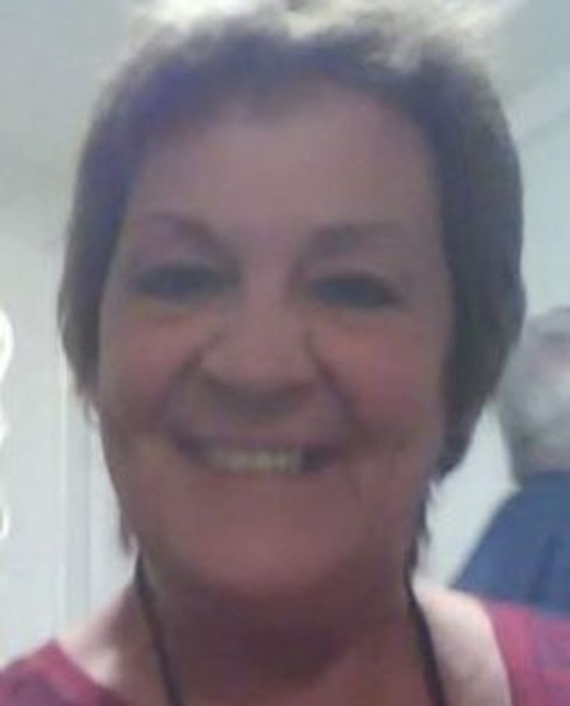 Linda  A. (Napoli)  Cervera