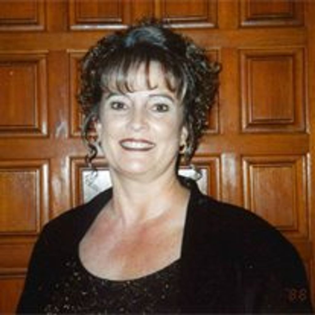 Cindy Dillon