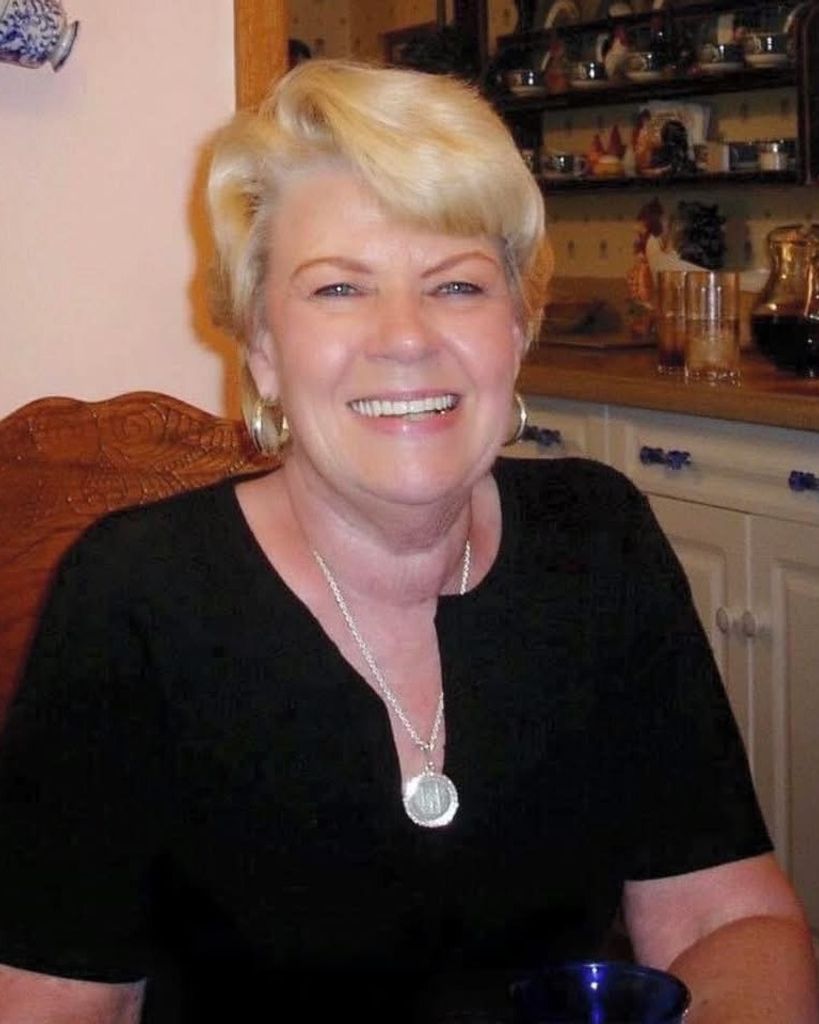 Mary Lawson Profile Photo