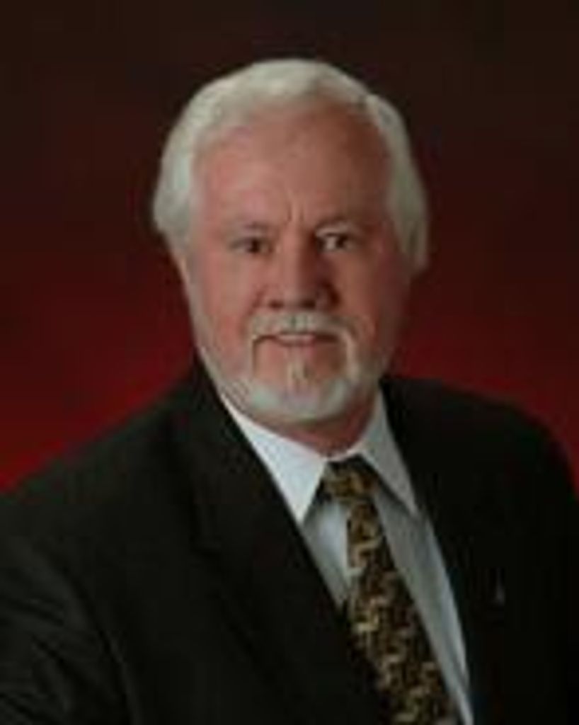 Mr. Stephen Joseph Nichols Profile Photo