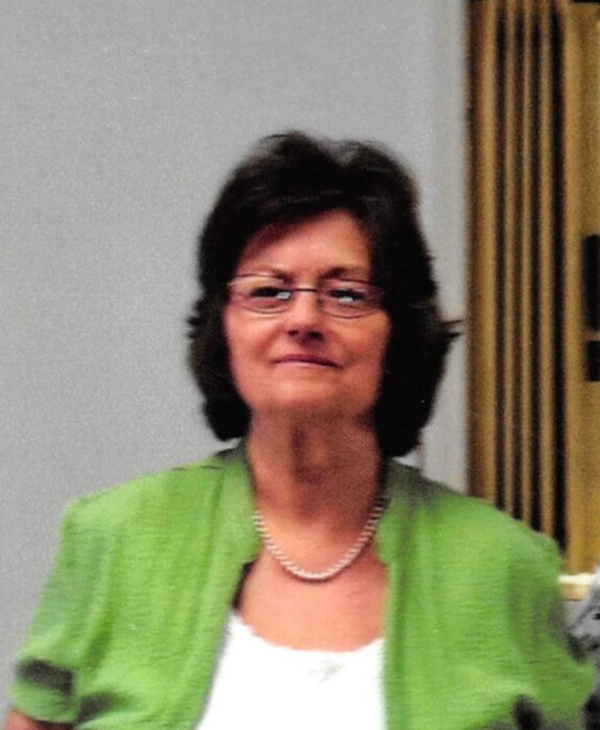 Rosa M. Chamberlain Profile Photo