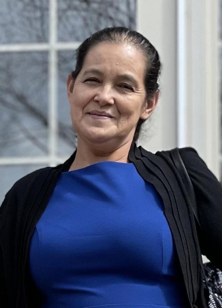 Maria Emilia Escobar De Alvarez Profile Photo