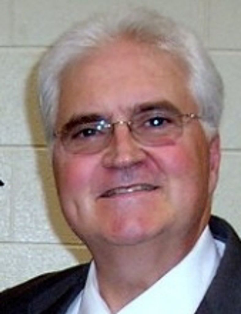 Mark Russell Profile Photo