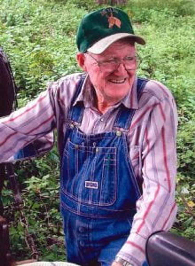 Clifton Luna Profile Photo