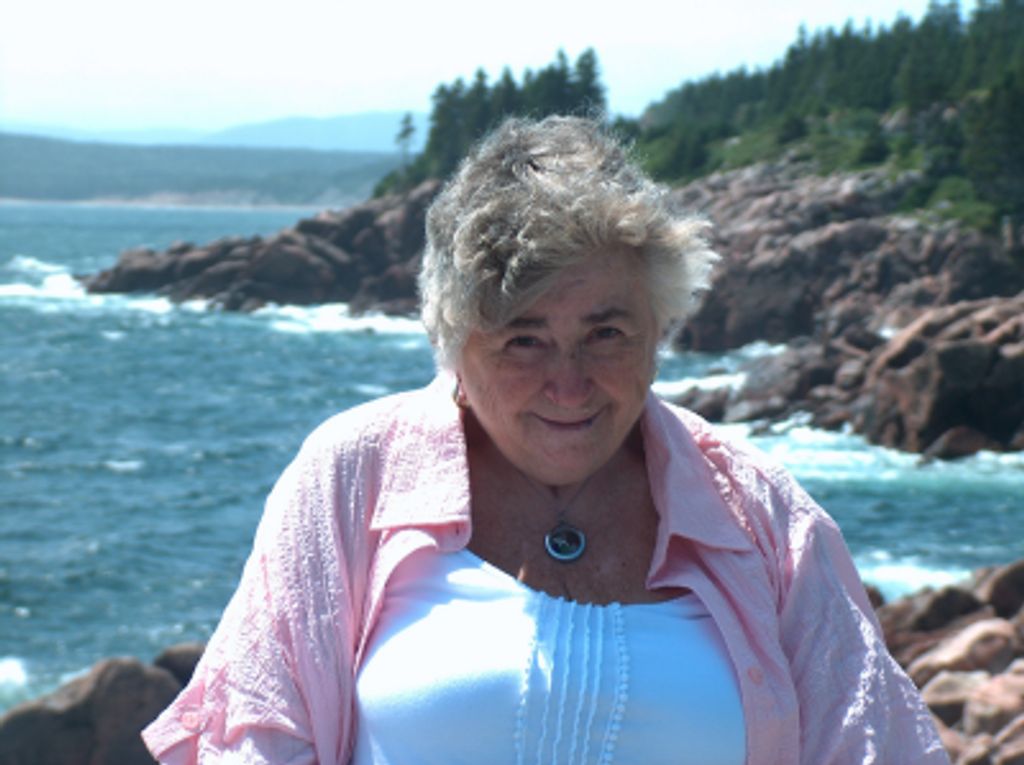 Sharron Lynn Holmes