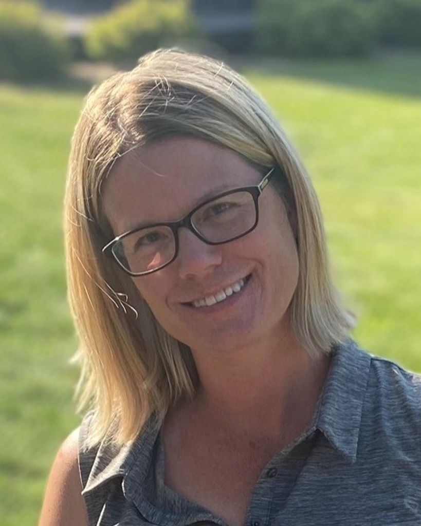 Michelle R. Vesey