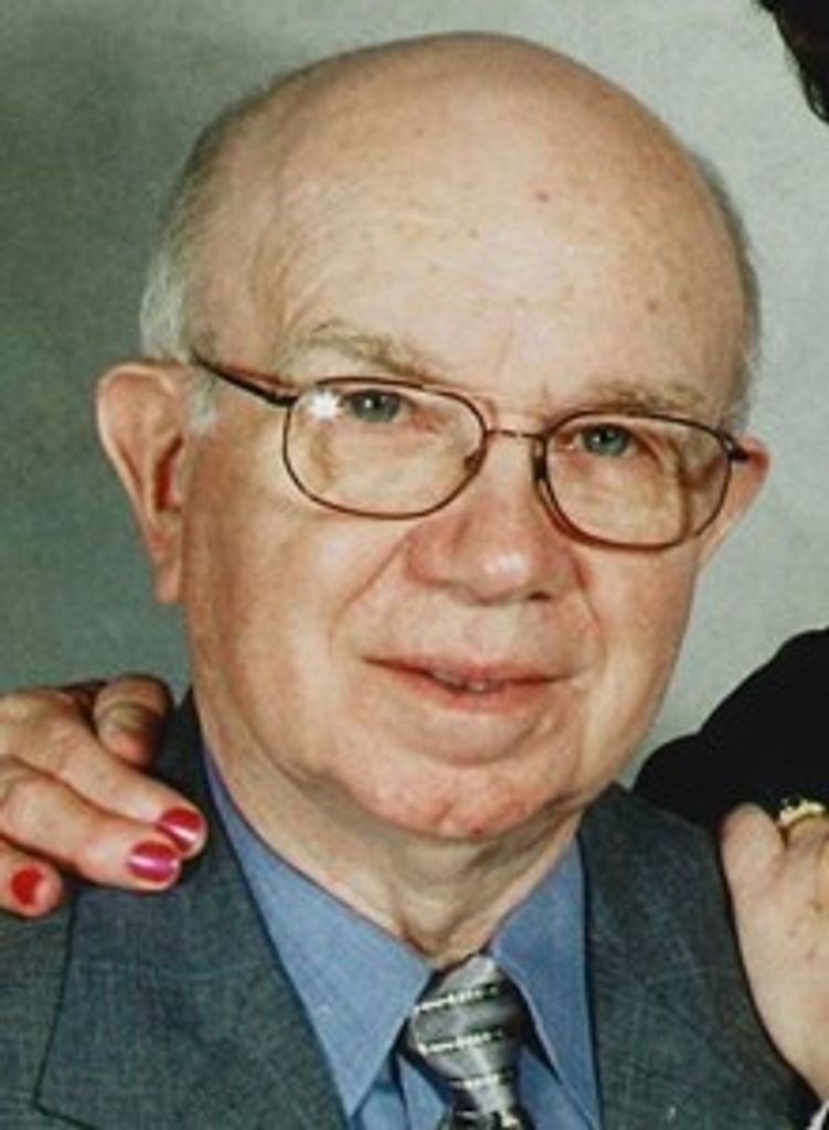 Lewis Roger Thomas