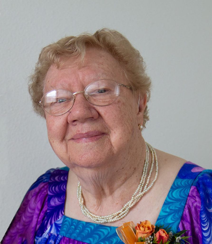 Maxine Uhrenholdt Profile Photo