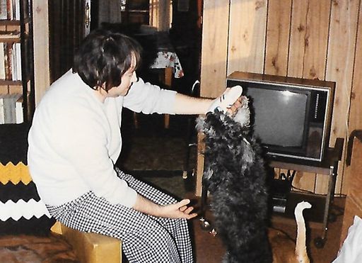 Linda L. Dilling photo gallery thumbnail 29 of 79
