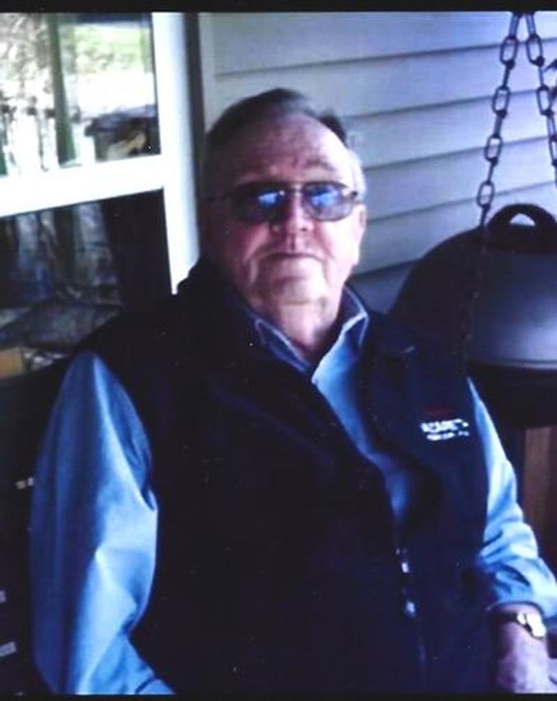 Chester C Everett Profile Photo